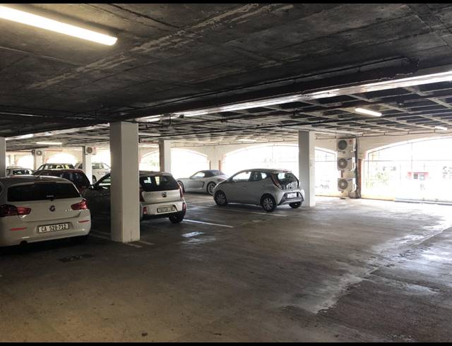 95M² OFFICE FOR SALE IN GARDENS